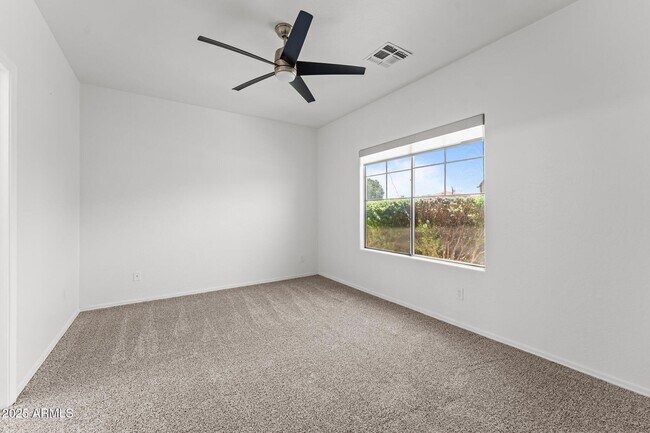 Building Photo - 5134 W Shaw Butte Dr