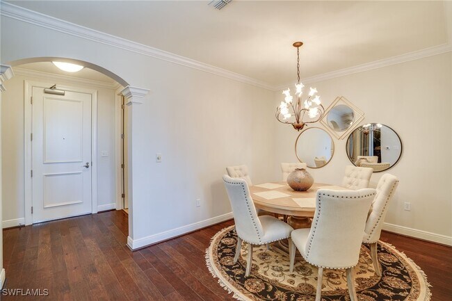 Building Photo - 23161 Fashion Dr