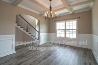 Building Photo - 502 Low Country Ct