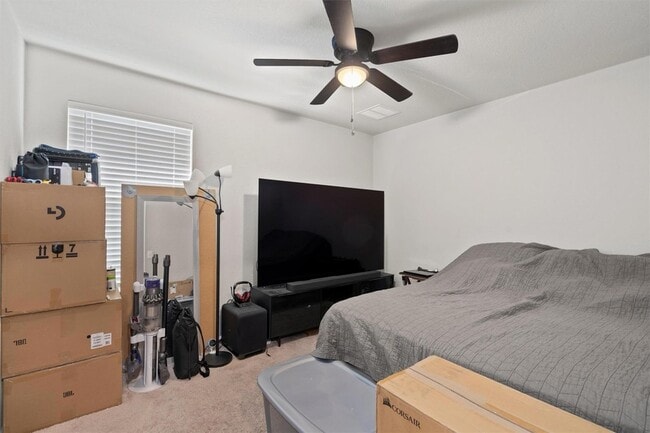 Building Photo - 12701 Brahmin Dr