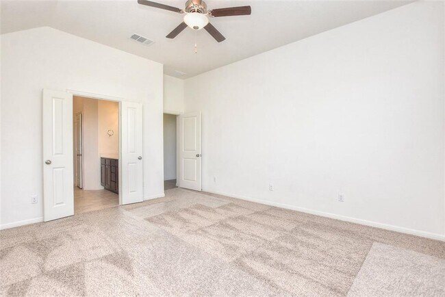 Building Photo - 1449 Morning View Rd