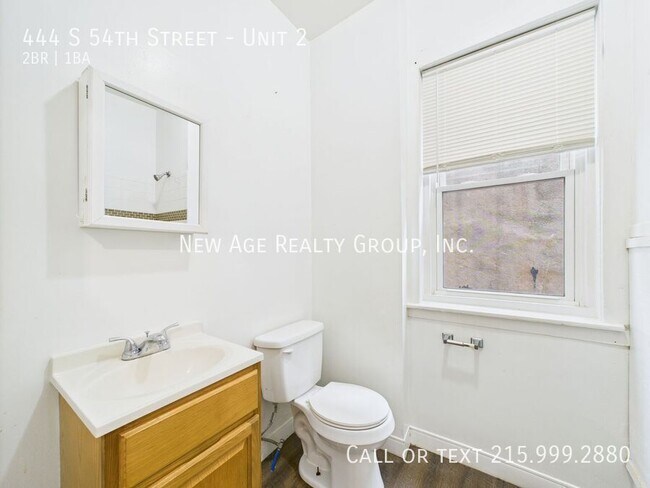 Building Photo - 444 S 54th St