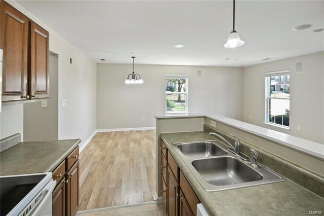 Building Photo - 280 Stonewall Creek Dr