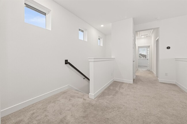 Building Photo - 7218 Grassland Vis Ln