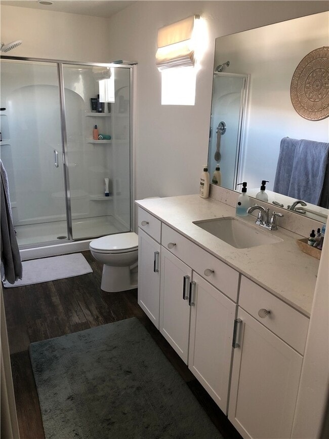 Building Photo - Luxury Bluffdale 4 Bedroom Town Home