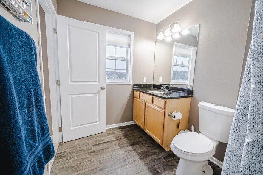 Building Photo - 6871 Jack London Dr