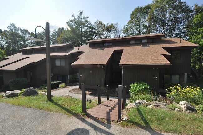Building Photo - 55 Murray Hill Woods Rd