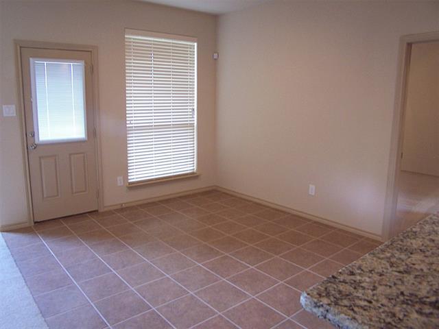 Building Photo - 9216 Liberty Crossing Dr