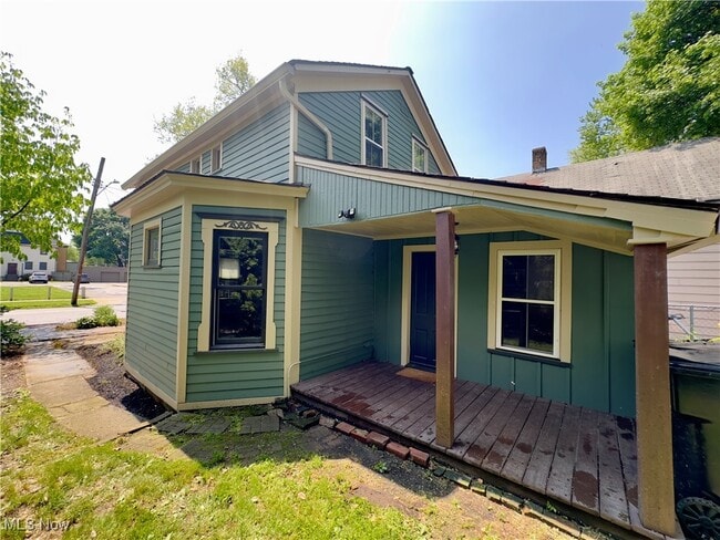 Building Photo - 3504 Whitman Ave