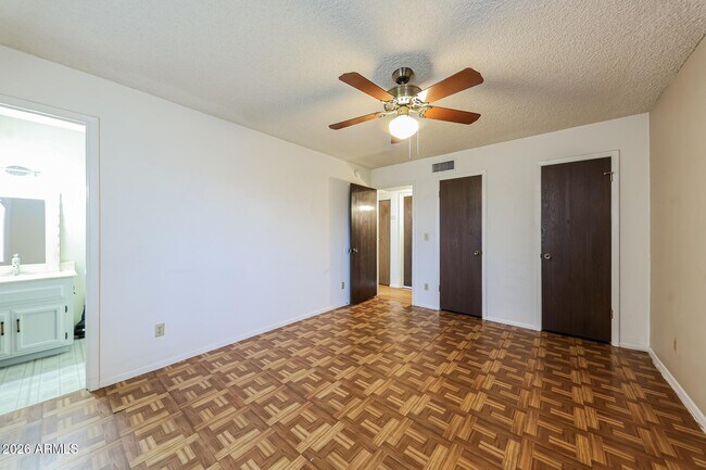 Building Photo - 18422 N 30th Ln