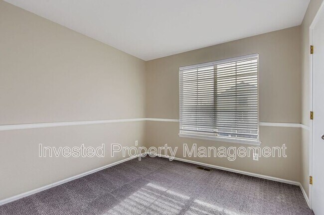 Building Photo - 9847 Sydney Ln