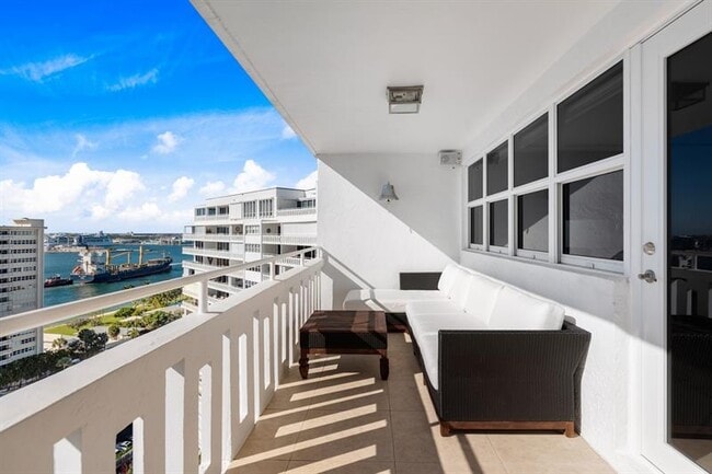 Building Photo - 2000 S Ocean Dr