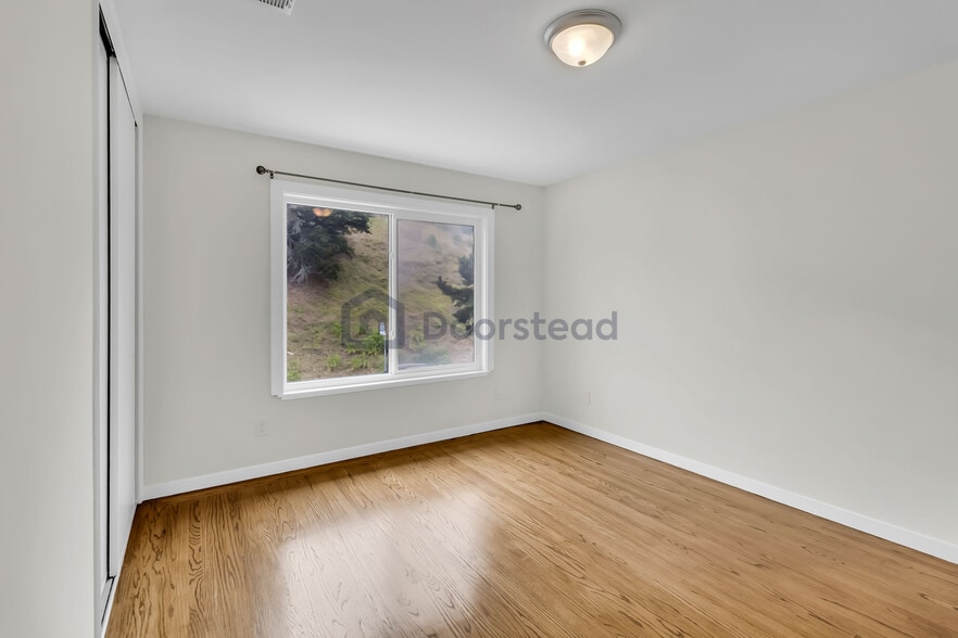 Building Photo - 85 Mira Vista Ct
