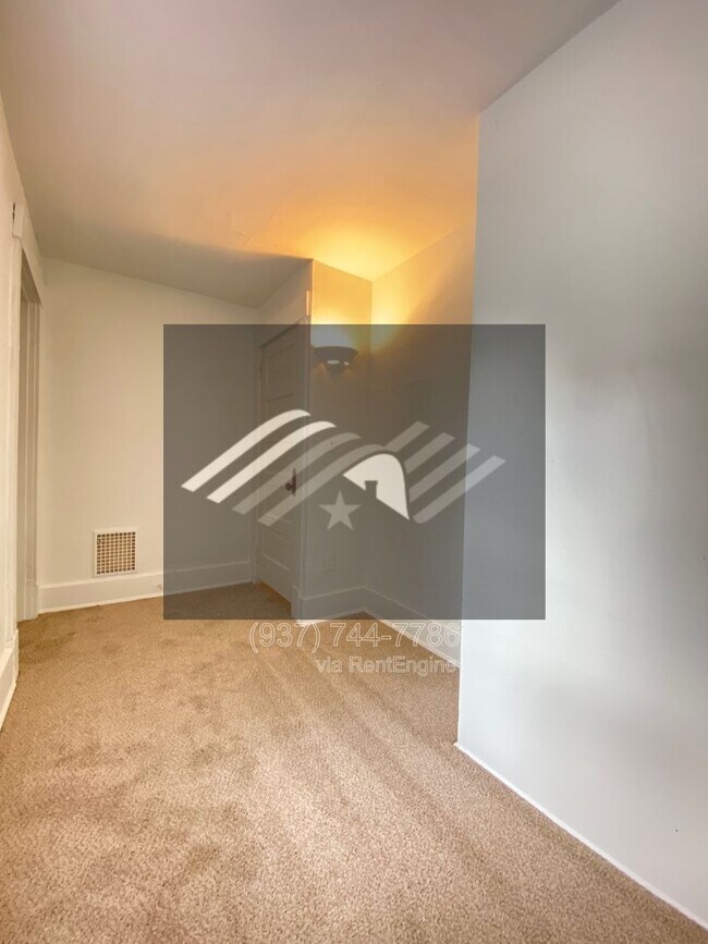 Building Photo - 1410 Phillips Ave