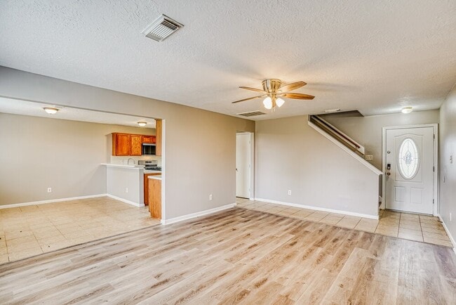 Building Photo - 7214 River Pines Dr