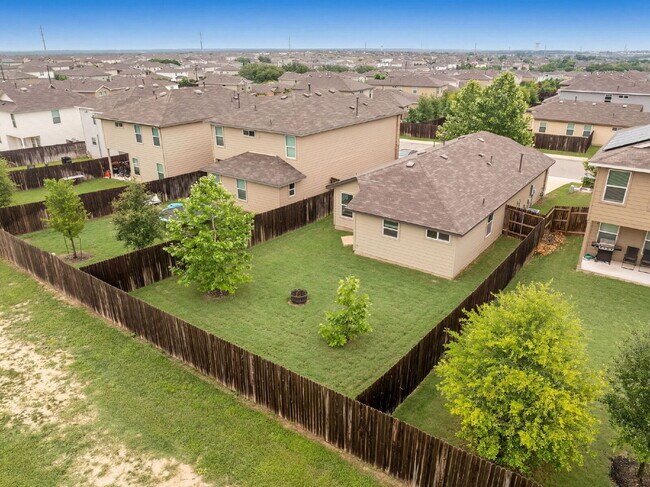 Building Photo - New Rental Alert! 2 Weeks Free Rent with 15 Month Lease