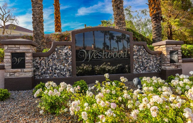 Building Photo - Stunning 6 Bedroom Home With Casita Pool H...