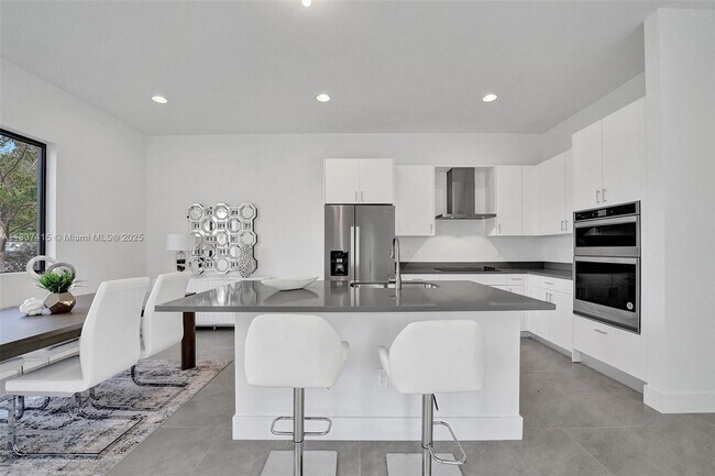 Building Photo - 13145 Addilyn Ct