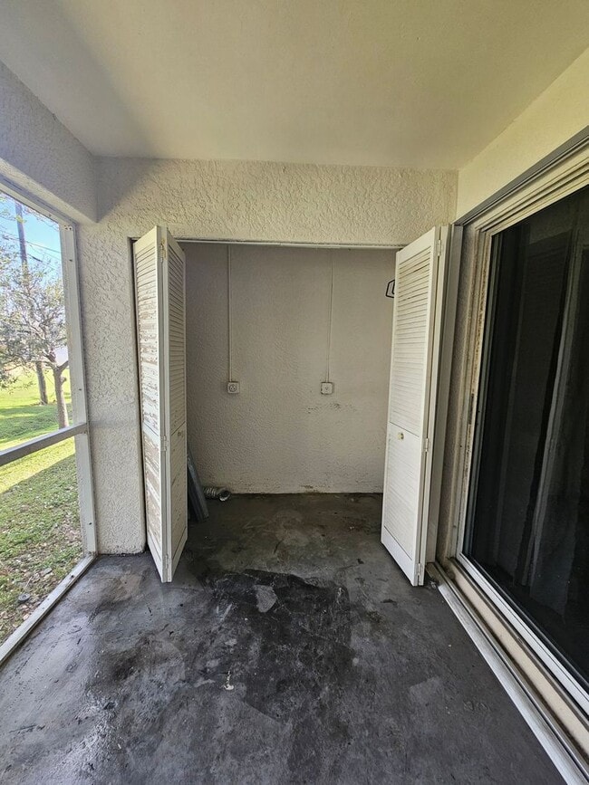 Building Photo - A-59