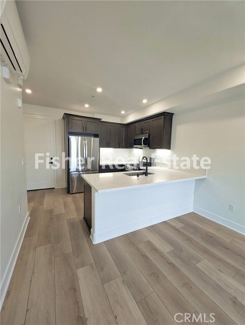 Building Photo - 402 W Grand Ave