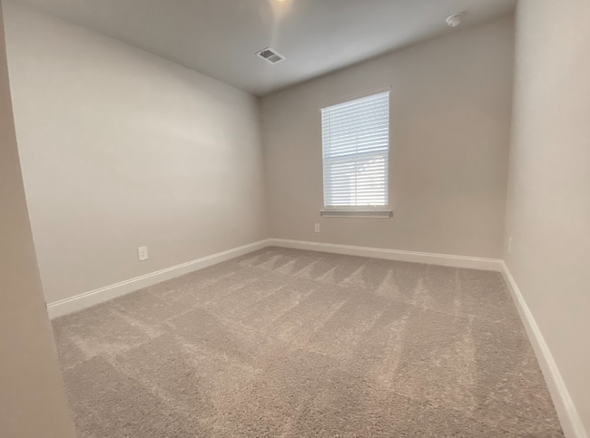 Building Photo - 4550 Skywood Ln