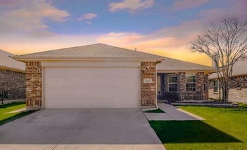Building Photo - 1416 Toucan Dr
