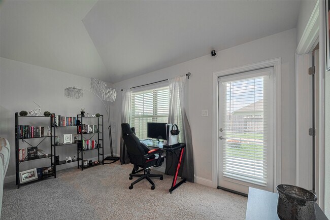 Building Photo - 5323 Vermilion Ct