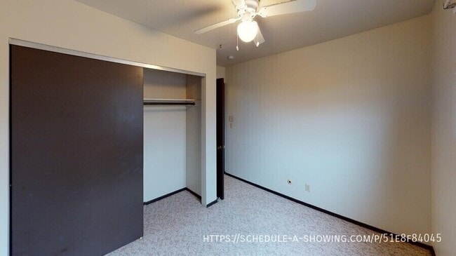 Building Photo - 405 E Park-43
