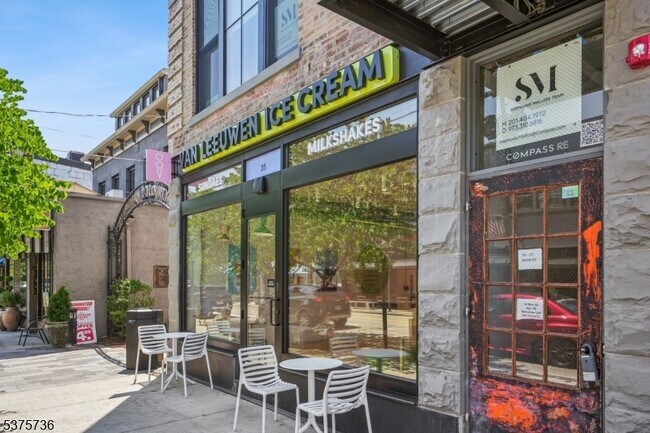 Building Photo - 34 Main St