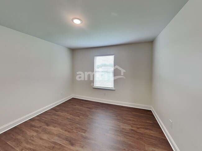 Building Photo - 3601 Isabella Ct