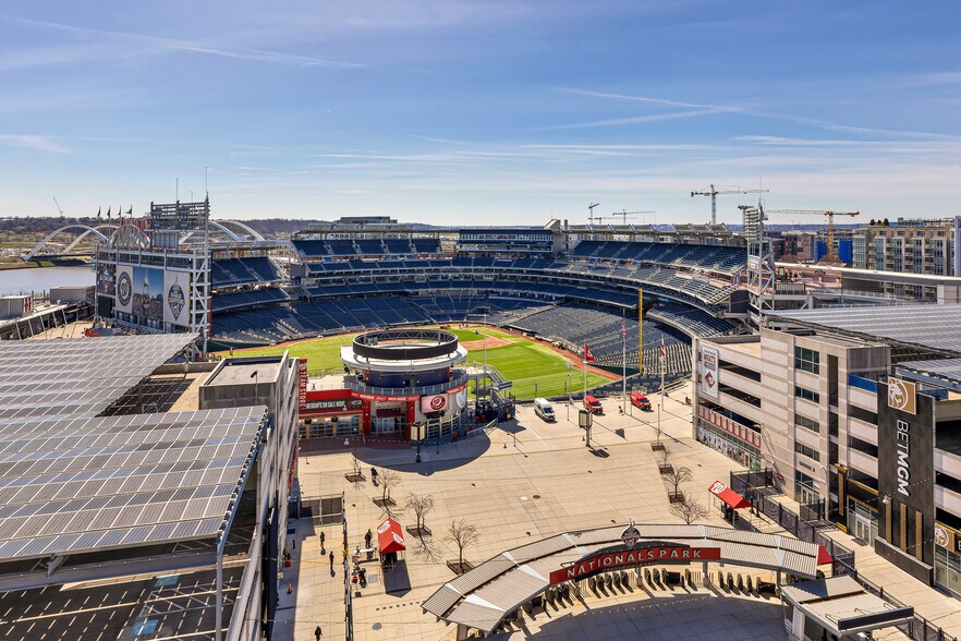 Building Photo - 37 L St SE