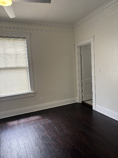 Building Photo - "3-Bedroom Home on Glenview Avenue with Spacious Layout and 2 Full Baths!"