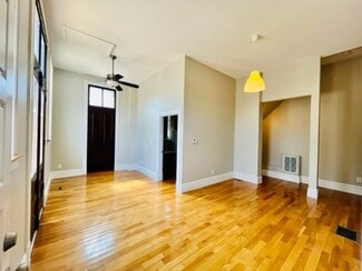 Building Photo - 2900 Cherokee St