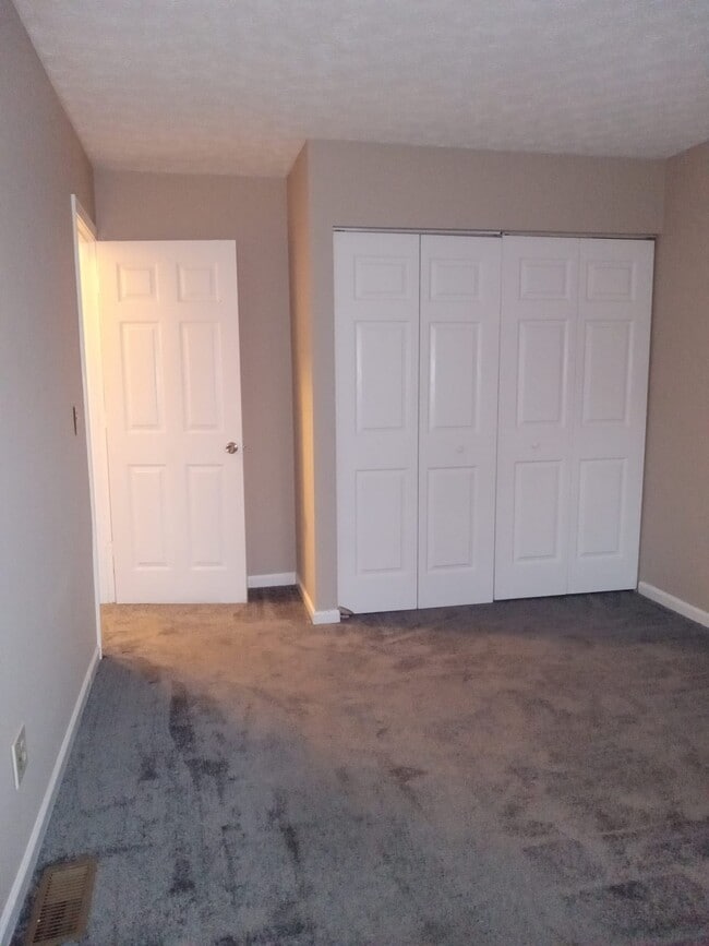 Building Photo - 3322 Beagle Blvd