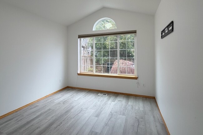 Building Photo - 26138 242nd Ct SE