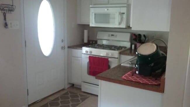 Building Photo - Enjoy this 2 bedroom Dillsburg County home