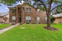 Building Photo - 1203 Thackeray Ln