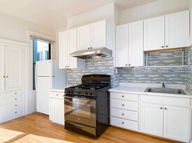 Building Photo - 527 Union St