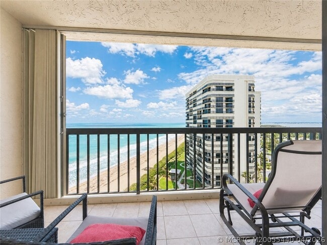 Building Photo - 9500 S Ocean Dr