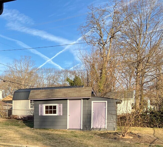 Building Photo - 3004 Nathanael Rd