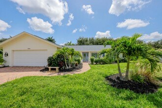 Building Photo - Secluded Annual Rental-  3 Bedroom 2 Bath Pool Home In Spanish Wells