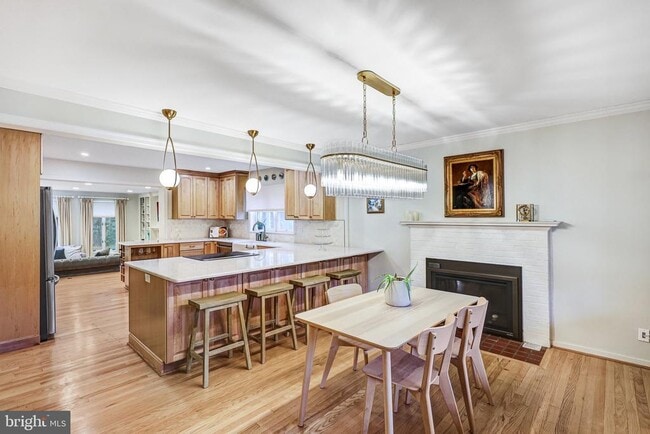 Building Photo - 1504 Wake Forest Dr