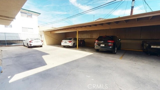 Building Photo - 1042 S Sherbourne Dr