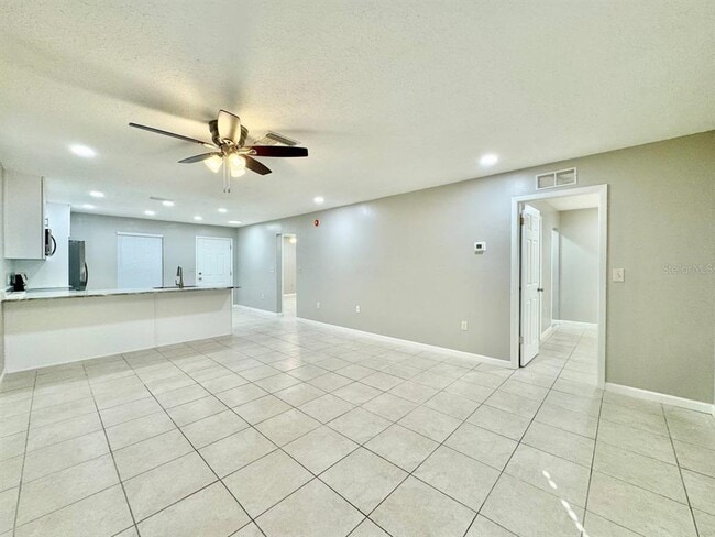 Building Photo - 2145 Corbin Pl
