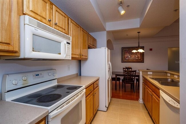 Building Photo - 12020 Villanova Dr