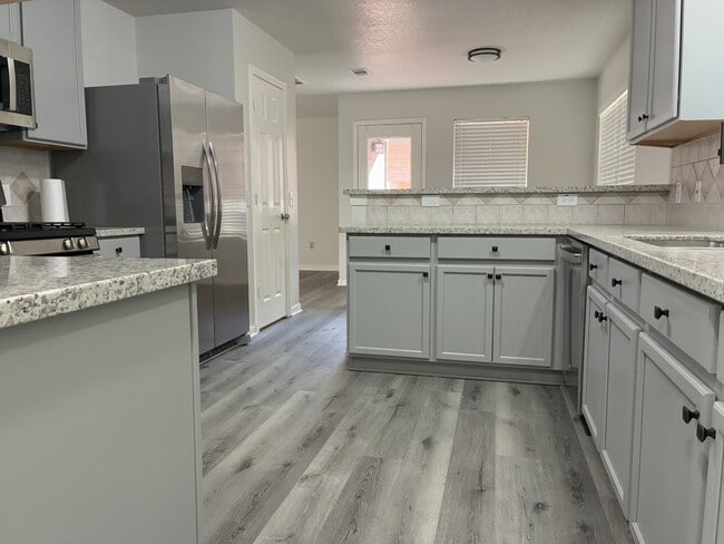 Building Photo - 10331 Marble Crest Dr