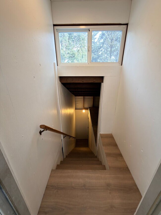 Building Photo - 60885-2 SE 27TH STREET