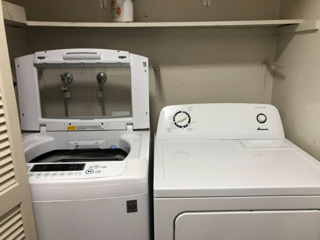 Building Photo - 1816 Cannon Dr