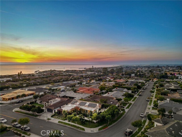 Building Photo - 4621 Wayne Rd