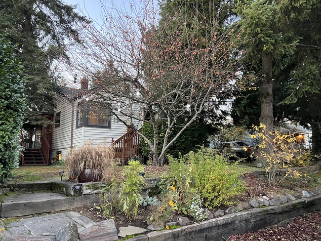 Primary Photo - 11243 Occidental Ave S